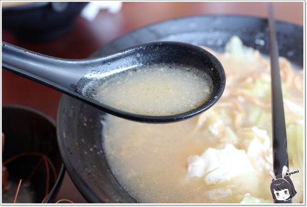 劉妹鍋燒意麵(大通總店)：[食記]►台南歸仁區◄劉妹鍋燒意麵/味噌龍蝦/豪華海鮮/平價隱藏版美食/多種口味選擇多