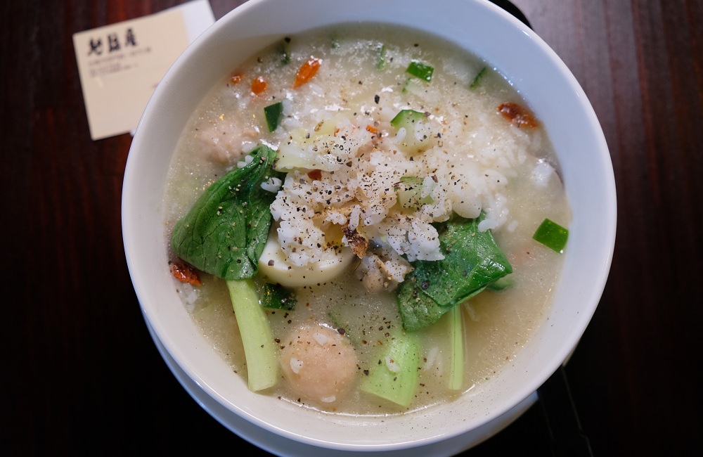 [台南]中西 越后屋西門店 林老師奶茶茶濃香醇 韓式炸雞 養生粥 鮪魚起士厚片吐司