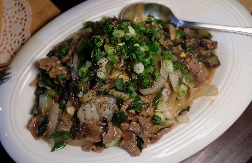 [台南]中西 越后屋西門店 林老師奶茶茶濃香醇 韓式炸雞 養生粥 鮪魚起士厚片吐司