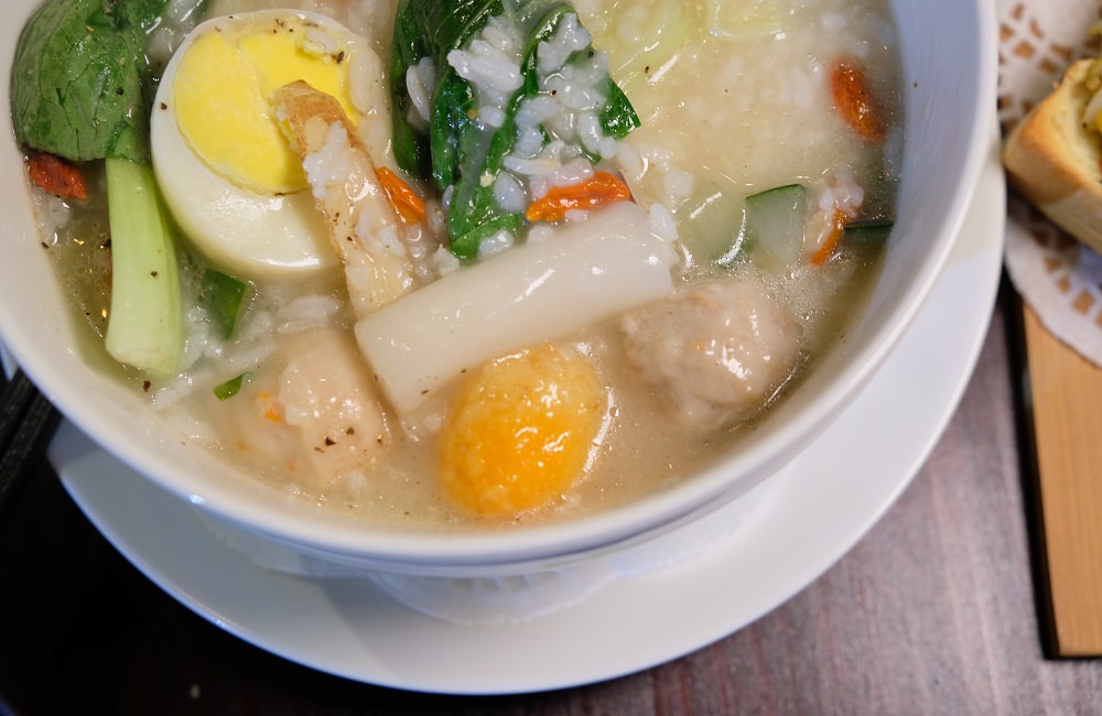 [台南]中西 越后屋西門店 林老師奶茶茶濃香醇 韓式炸雞 養生粥 鮪魚起士厚片吐司