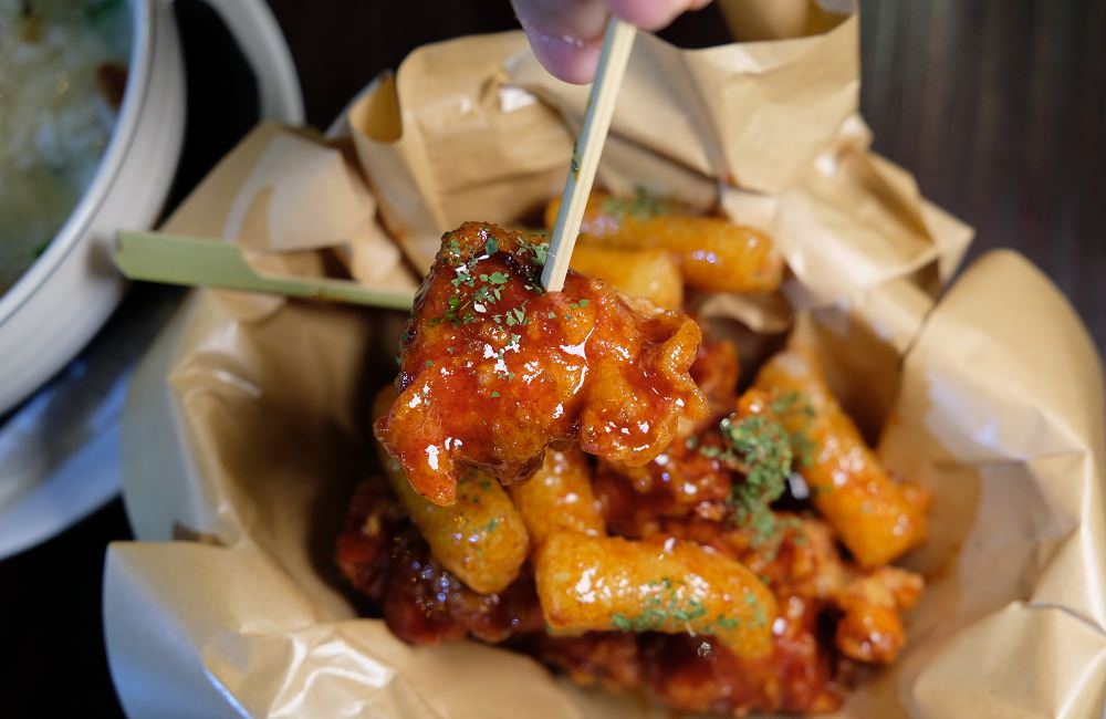 [台南]中西 越后屋西門店 林老師奶茶茶濃香醇 韓式炸雞 養生粥 鮪魚起士厚片吐司