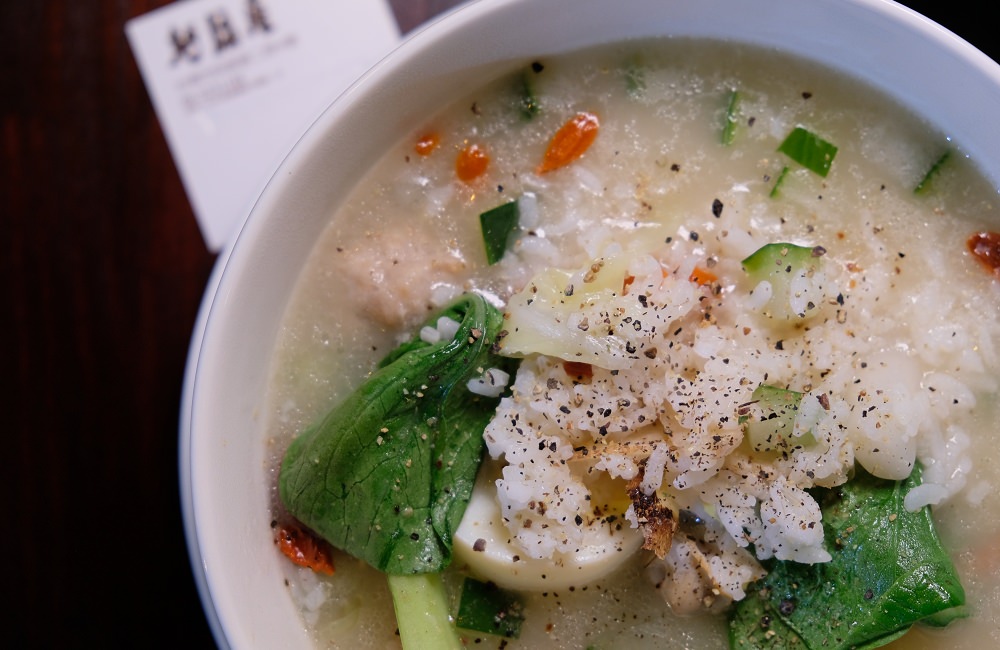 [台南]中西 越后屋西門店 林老師奶茶茶濃香醇 韓式炸雞 養生粥 鮪魚起士厚片吐司