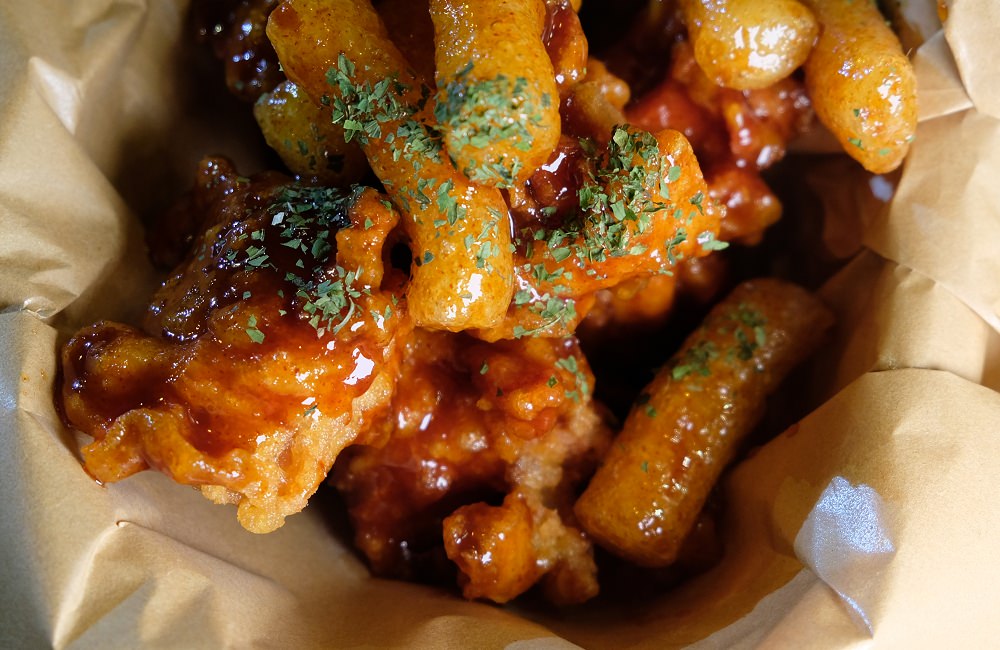 [台南]中西 越后屋西門店 林老師奶茶茶濃香醇 韓式炸雞 養生粥 鮪魚起士厚片吐司