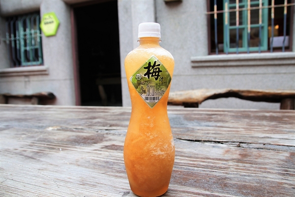 蜜餞物產館:【台南安平區景點】蜜餞物產館~懷舊傳統三合院建築 結合在地當季水果製成 手作創新精品小物