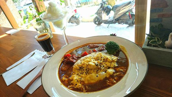 33653603_1889240467774300_2495892833865564160_n