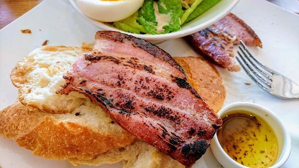 49721868_2215407001824310_4618437234570297344_n