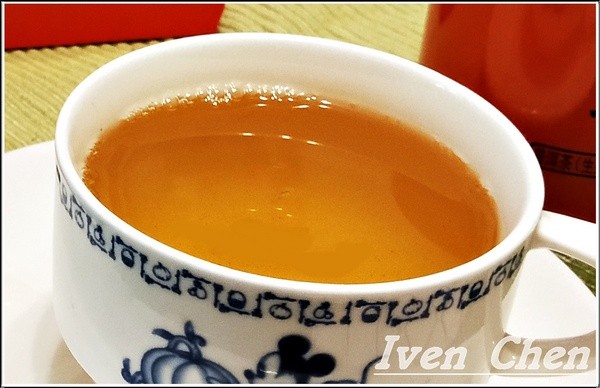 昔歸普耳茶(生茶)-勐海縣楊聘號茶葉有限公司: 《普洱茶(生茶)茗茶記》茶香豐滿\生津回甘餘韻迷人\大陸友人來台的拌手禮-昔歸的普洱茶(生茶)\『勐海縣楊聘號』