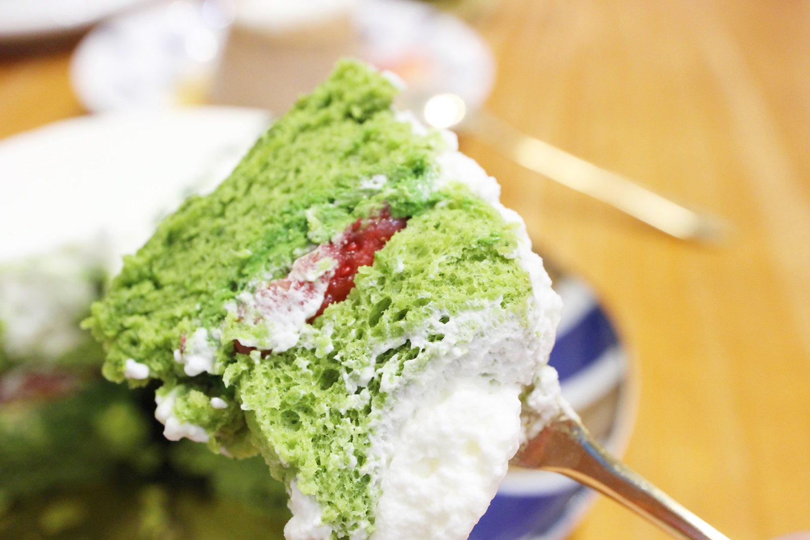 [ 小巨蛋美食 ] 淺藍 × 穀雨手作坊～想當成祕密基地的小巧甜點店