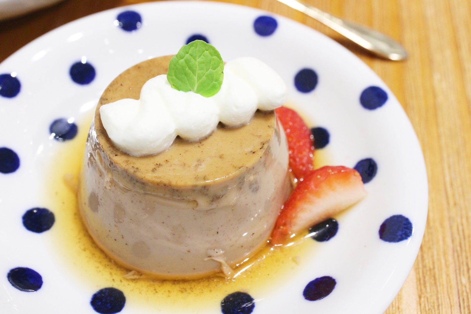 [ 小巨蛋美食 ] 淺藍 × 穀雨手作坊～想當成祕密基地的小巧甜點店