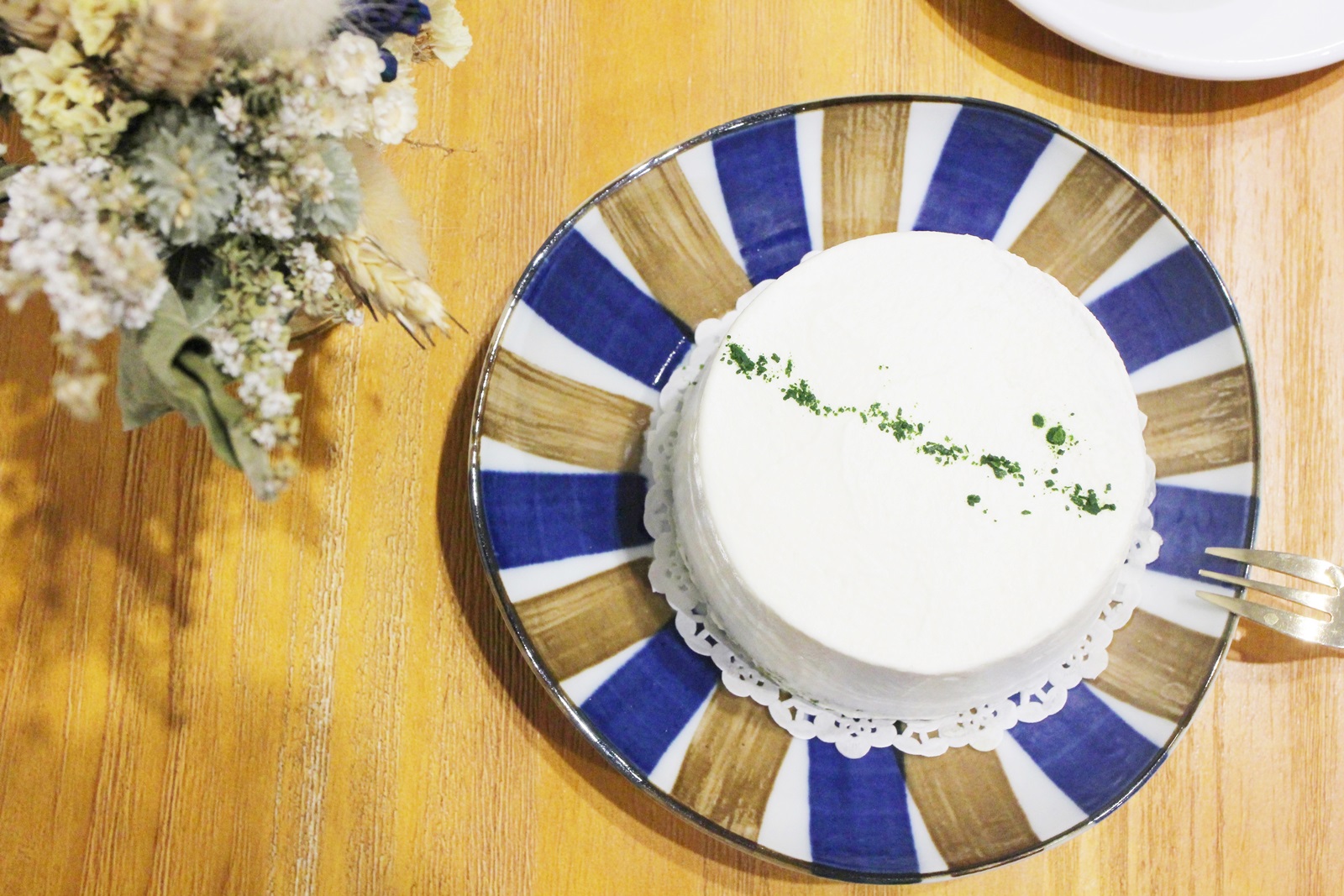 [ 小巨蛋美食 ] 淺藍 × 穀雨手作坊～想當成祕密基地的小巧甜點店