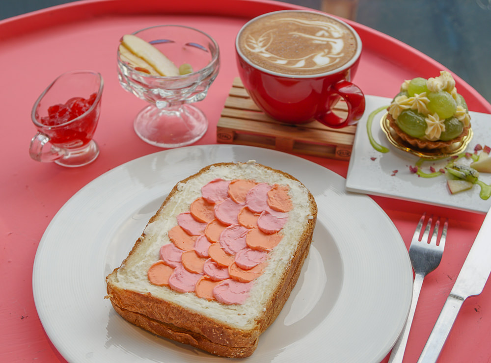 [高雄]Nol-Ja Korean cafe韓式咖啡空間-好美好吃限量油畫吐司!絕對粉紅系網美咖啡店 - 美食好芃友