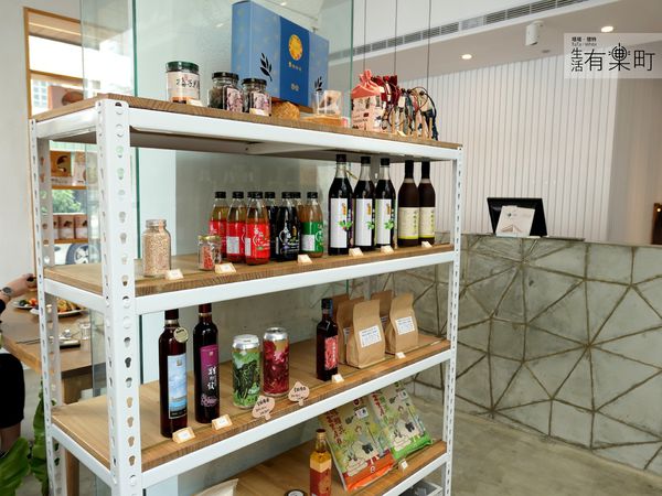 【台中西區美食】鹿窯菇事所good thing:以菇入菜特色主題餐廳,香冬菇紅茶甘醇美味,台灣本土品牌在地食材使用,交通方便近台中美術館