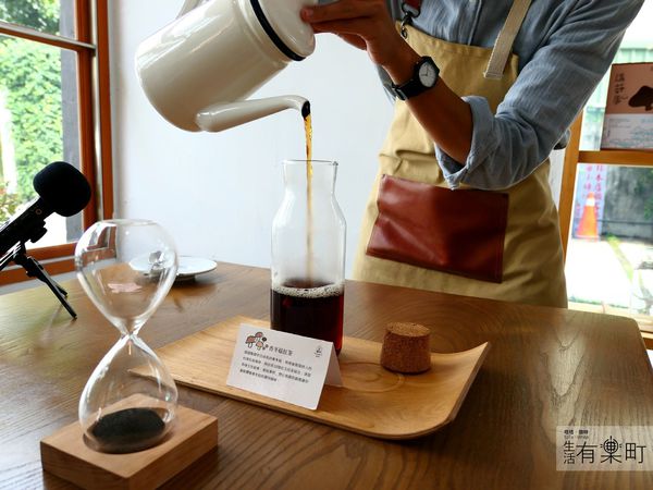 【台中西區美食】鹿窯菇事所good thing:以菇入菜特色主題餐廳,香冬菇紅茶甘醇美味,台灣本土品牌在地食材使用,交通方便近台中美術館