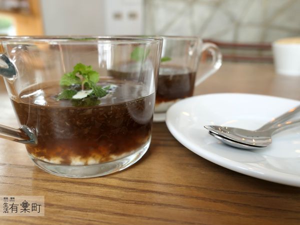 【台中西區美食】鹿窯菇事所good thing:以菇入菜特色主題餐廳,香冬菇紅茶甘醇美味,台灣本土品牌在地食材使用,交通方便近台中美術館