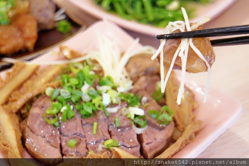 C360_2018-09-15-12-40-01-385.jpg C360_2018-09-15-12-40-01-385.jpg