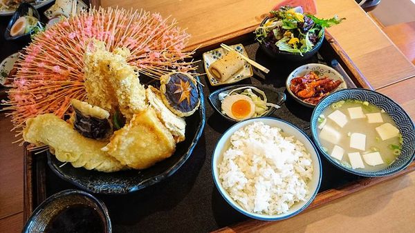 30630029_1843312312367116_8338115101747838976_n