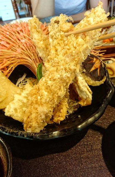 30594220_1843312489033765_1238646109782409216_n