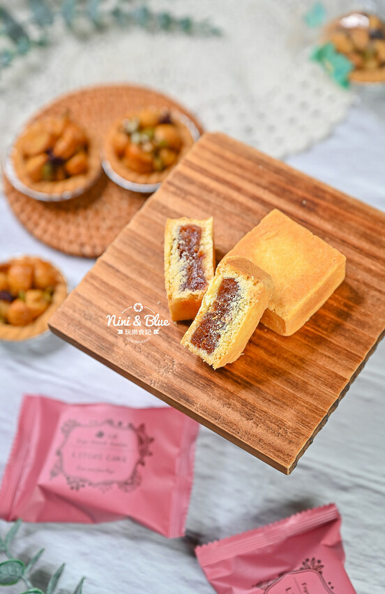 台中捷運美食推薦，不限時下午茶，居然內藏旋轉木馬，多款伴手禮可挑選 -妮妮布魯