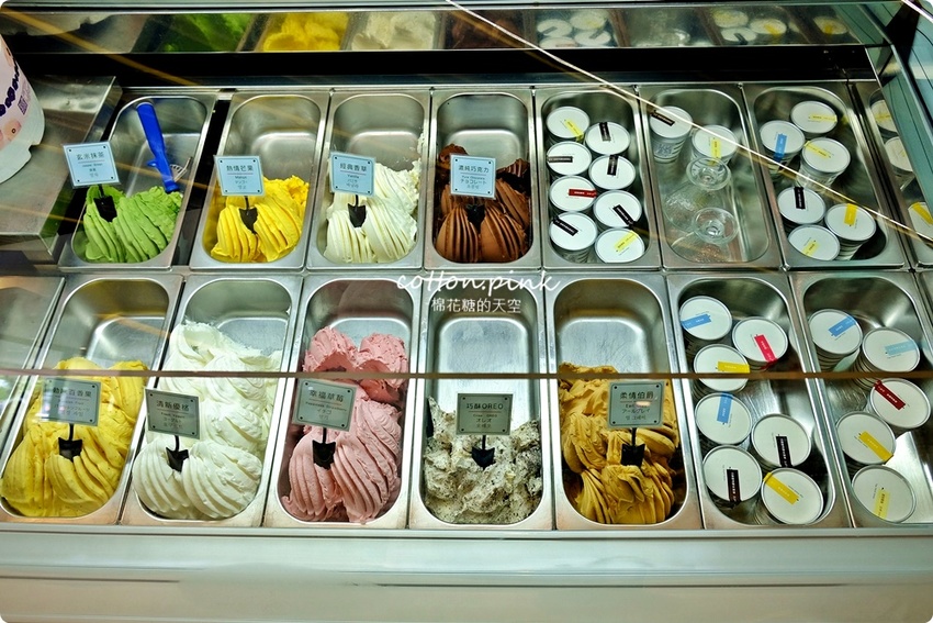 台中母親節蛋糕推薦|義式冰淇淋蛋糕專賣店-法雅花園甜點，隱藏版芋馨派只賣母親節錯過等明年