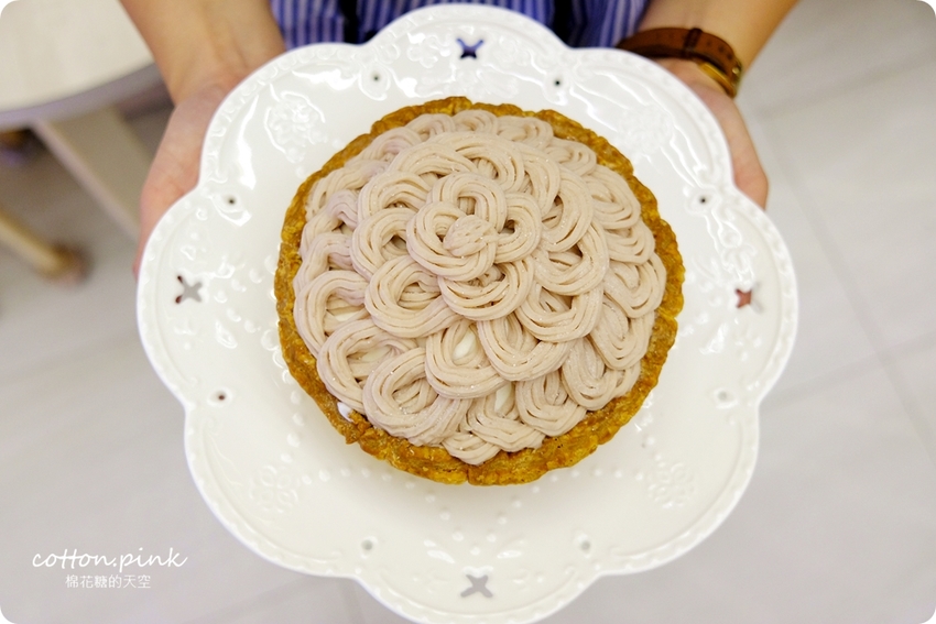 台中母親節蛋糕推薦|義式冰淇淋蛋糕專賣店-法雅花園甜點，隱藏版芋馨派只賣母親節錯過等明年