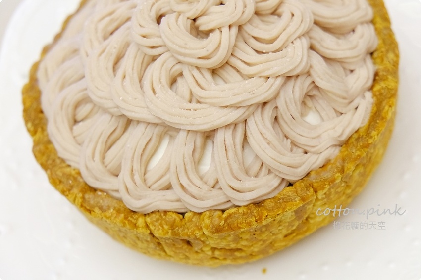 台中母親節蛋糕推薦|義式冰淇淋蛋糕專賣店-法雅花園甜點，隱藏版芋馨派只賣母親節錯過等明年