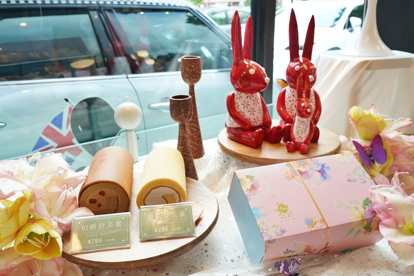 台中市西屯區義式冰淇淋蛋糕、義式冰淇淋口味超豐富!還能吃到早午餐,新品咖啡椰奶冰沙更是必點!