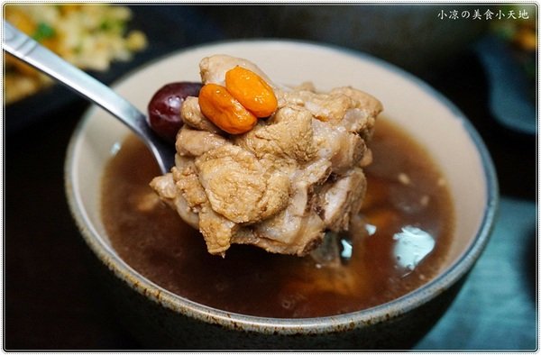 鮮饌香精緻炒飯專賣店:台中沙鹿』鮮饌香精緻炒飯專賣店║獨創OREO炒飯,高cp值平價家常菜,顛覆傳統的美味(可外送)