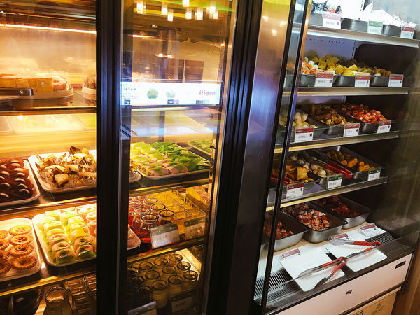 『台北小巨蛋』台北火鍋吃到飽推薦-原生園汆燙鍋，情侶夫妻家庭平日用餐好選擇