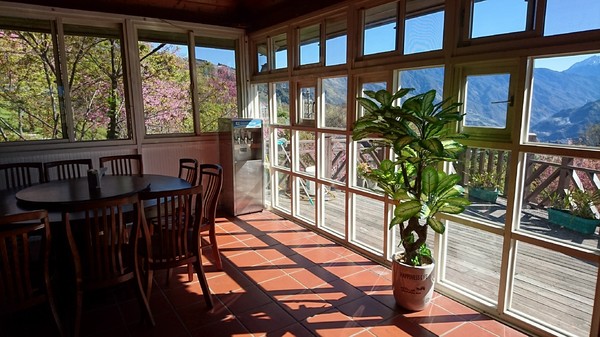 儷景花園渡假山莊：南投清境~儷景花園渡假山莊~享受美景的平價住宿~