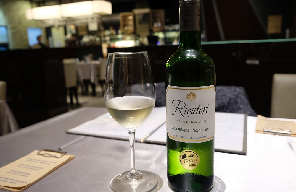 [台南]東區 美國安格斯認證牛排 台南西餐 東西小棧牛排法式餐廳 節慶聚餐公司包場推薦 Weast steak house