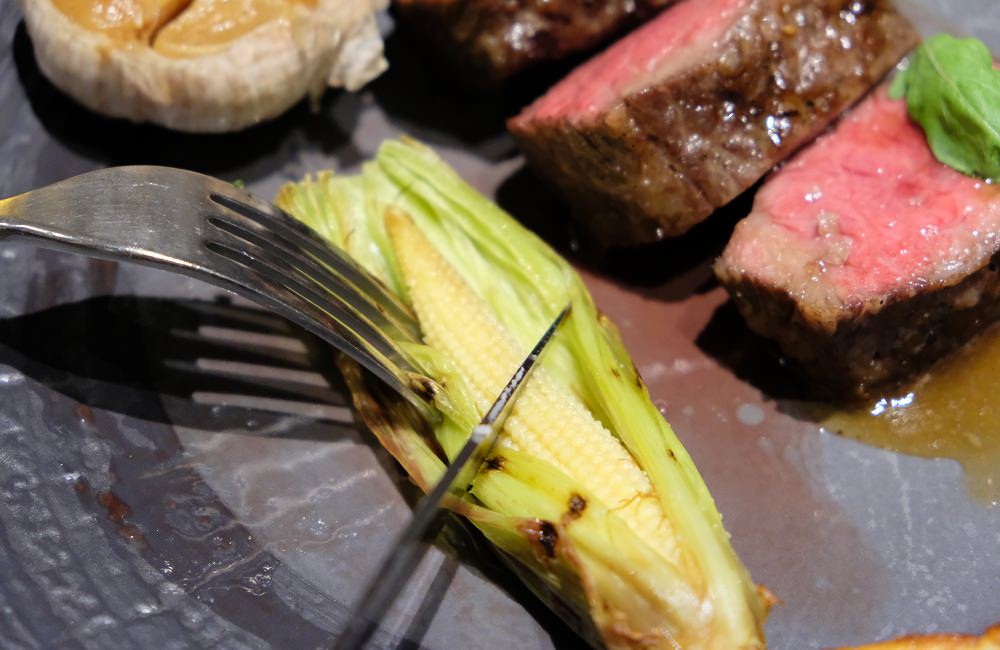 [台南]東區 美國安格斯認證牛排 台南西餐 東西小棧牛排法式餐廳 節慶聚餐公司包場推薦 Weast steak house