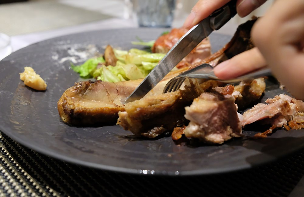 [台南]東區 美國安格斯認證牛排 台南西餐 東西小棧牛排法式餐廳 節慶聚餐公司包場推薦 Weast steak house