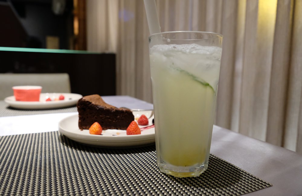 [台南]東區 美國安格斯認證牛排 台南西餐 東西小棧牛排法式餐廳 節慶聚餐公司包場推薦 Weast steak house