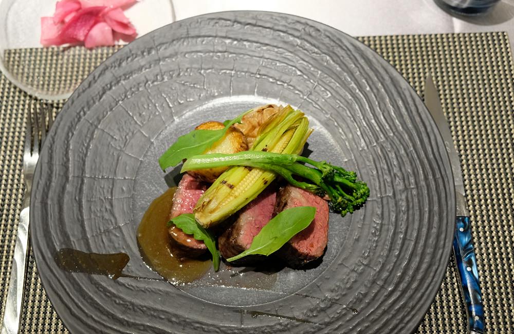 [台南]東區 美國安格斯認證牛排 台南西餐 東西小棧牛排法式餐廳 節慶聚餐公司包場推薦 Weast steak house