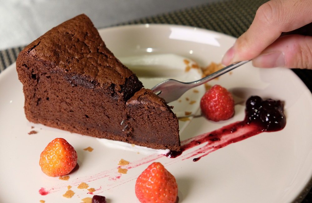 [台南]東區 美國安格斯認證牛排 台南西餐 東西小棧牛排法式餐廳 節慶聚餐公司包場推薦 Weast steak house