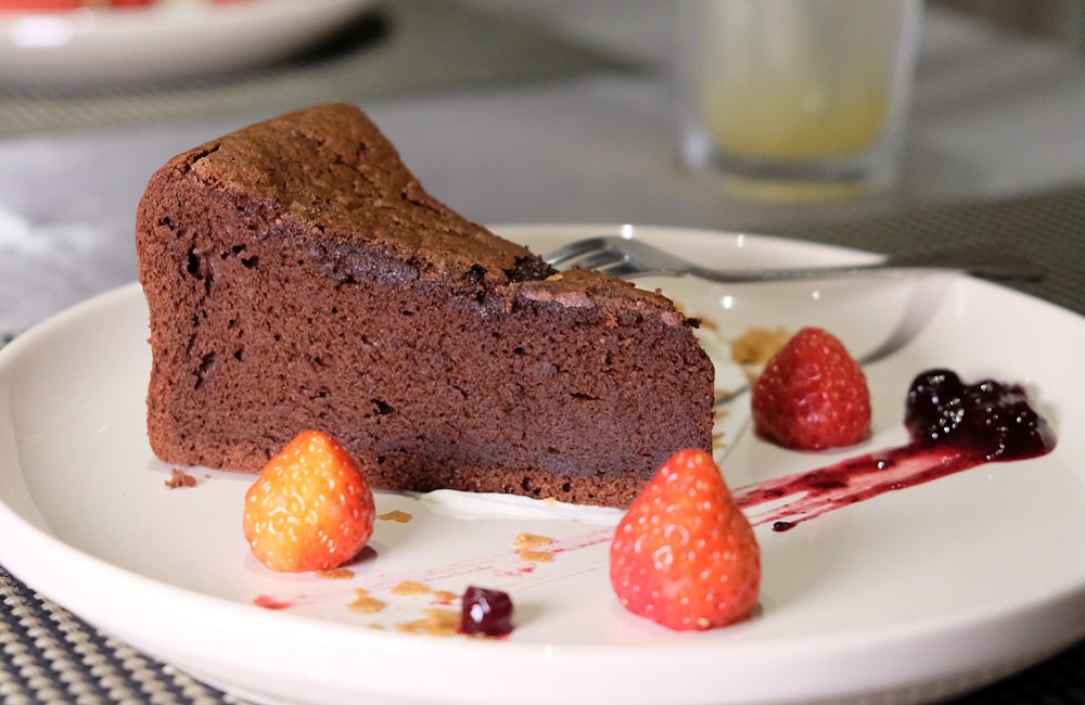 [台南]東區 美國安格斯認證牛排 台南西餐 東西小棧牛排法式餐廳 節慶聚餐公司包場推薦 Weast steak house