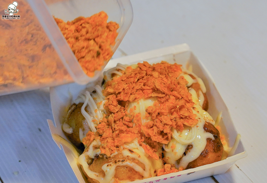 高雄章魚燒 好吃 創意 獨特 獨家 限定 隱藏版 駁二美食 鹽埕 必吃 排隊