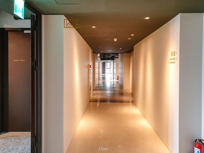 source: imgur.com 台南住宿|友愛街旅館U.I.J Hotel & Hostel(房間篇)-在設計旅店裡品味生活