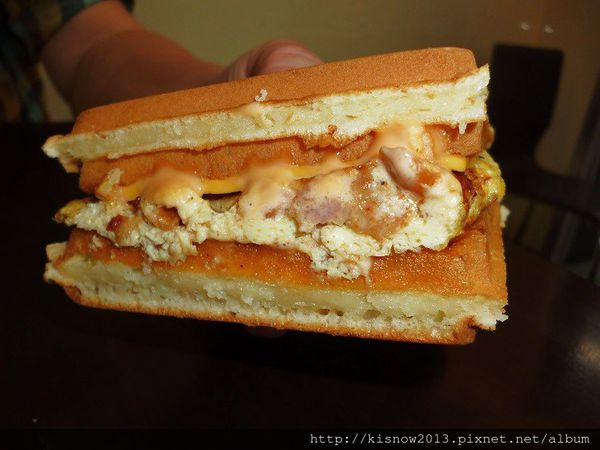 Fun鬆廚房((新埔店))：來一塊美味鬆餅,放鬆一下-新北板橋『Fun鬆廚房-新埔』体驗心得