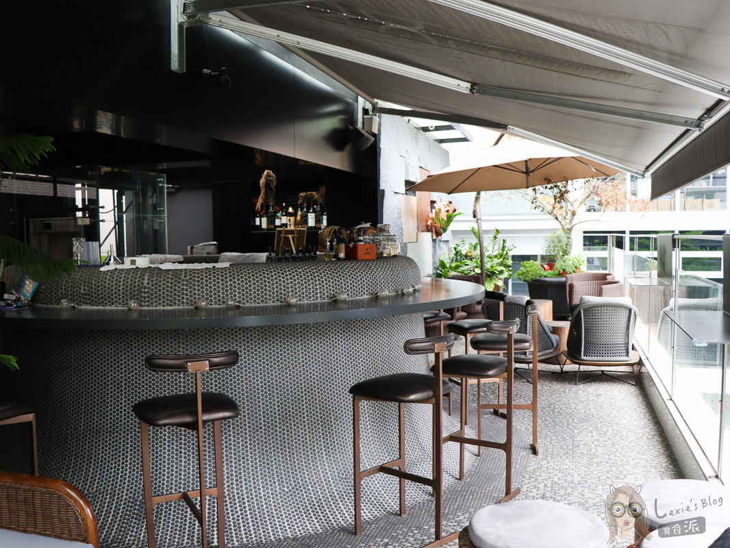 內湖約會餐廳》Lazy Point超美玻璃屋,早晚不同風情 - Lexies Blog,寫食派