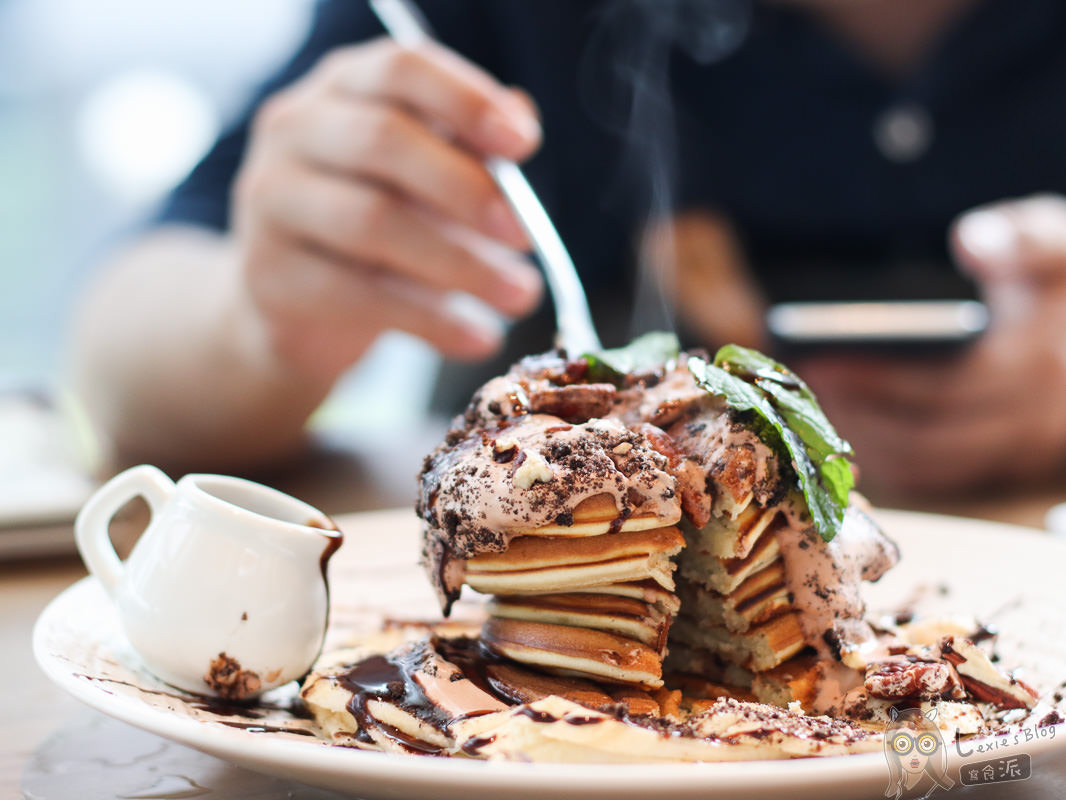 內湖約會餐廳》Lazy Point超美玻璃屋,早晚不同風情 - Lexies Blog,寫食派