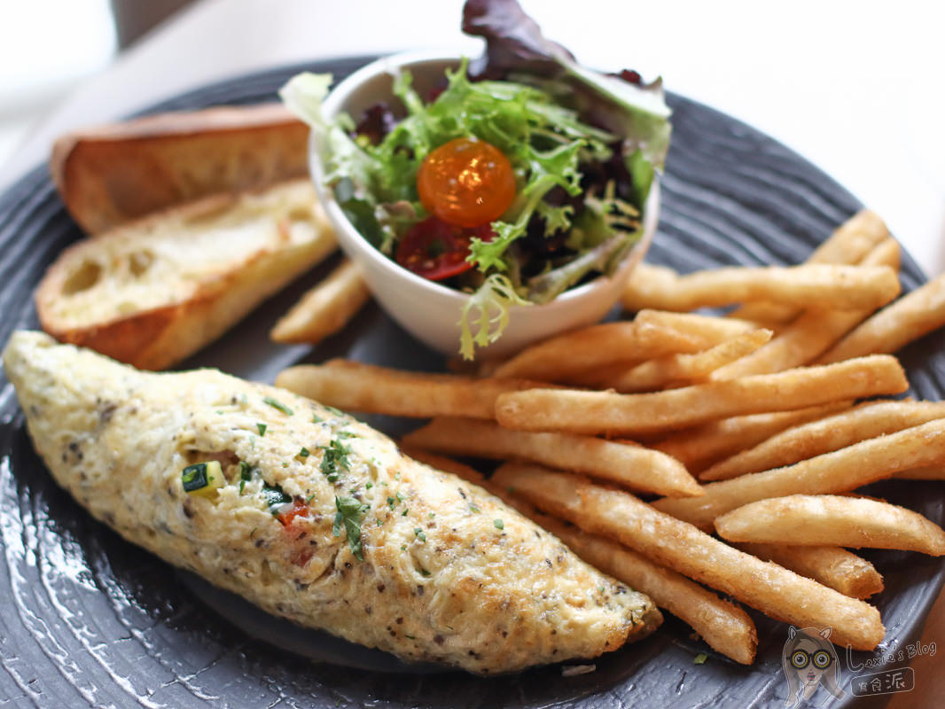 內湖約會餐廳》Lazy Point超美玻璃屋,早晚不同風情 - Lexies Blog,寫食派