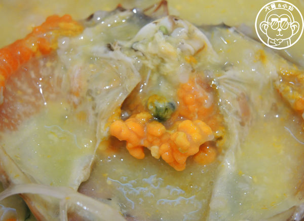 池記(微風台北車站店)：呷飽祙【台北中正･池記 微風台北車站店】香港雲吞麵台北吃得到