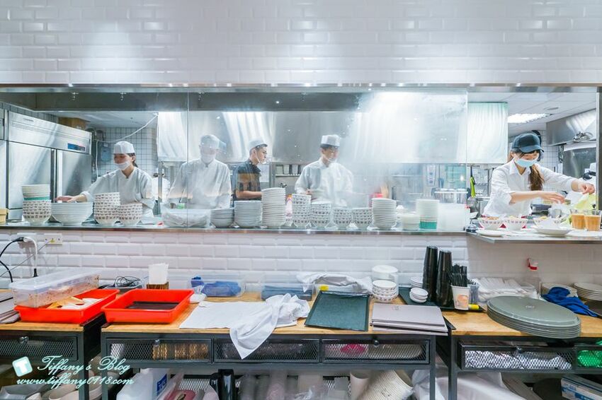 [微風台北車站美食]池記雲吞麵台灣店/香港米其林推薦美食/推薦必點菜色(附完整菜單)