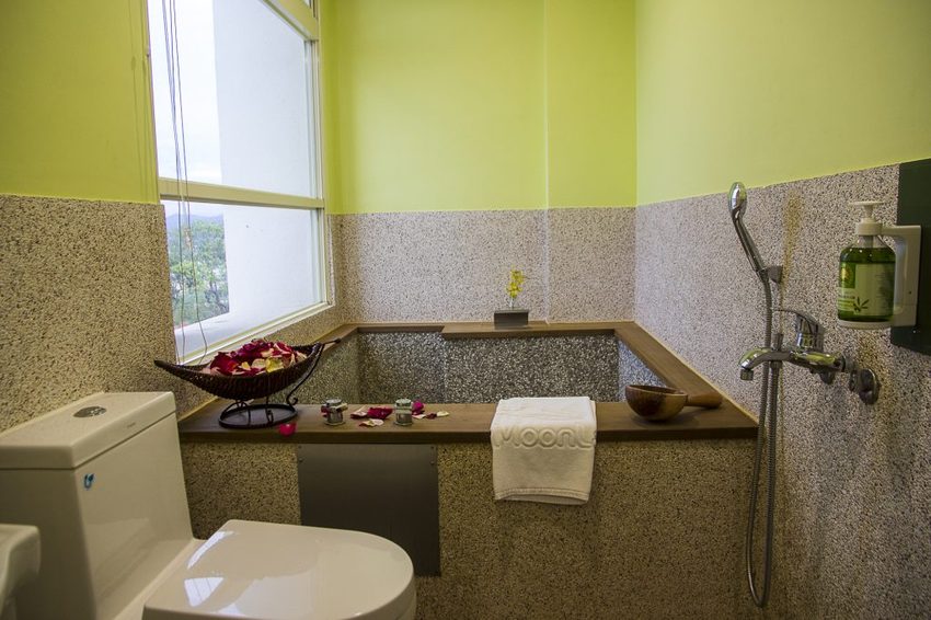 【住宿.台中】后里住宿/星月文旅~緊鄰星月大地景觀休閒園區,超大泡湯池、兒童遊戲區、無敵美景