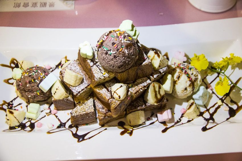 【住宿.台中】后里住宿/星月文旅~緊鄰星月大地景觀休閒園區,超大泡湯池、兒童遊戲區、無敵美景