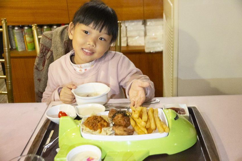 【住宿.台中】后里住宿/星月文旅~緊鄰星月大地景觀休閒園區,超大泡湯池、兒童遊戲區、無敵美景