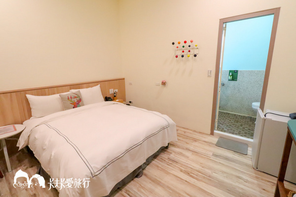 星月文旅:台中民宿-星月文旅|麗寶樂園旁坐擁台中夜景享受湯屋泡澡樂趣近花博園區