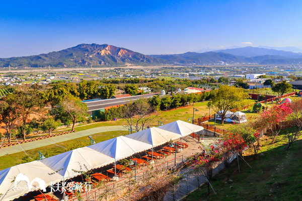星月文旅:台中民宿-星月文旅|麗寶樂園旁坐擁台中夜景享受湯屋泡澡樂趣近花博園區