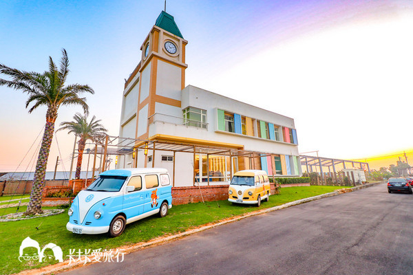 星月文旅:台中民宿-星月文旅|麗寶樂園旁坐擁台中夜景享受湯屋泡澡樂趣近花博園區